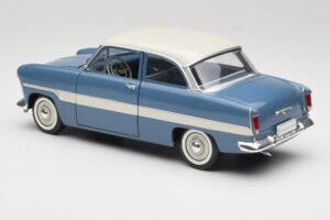 Ford Taunus 12M P2 Blauw Strepen Revell 1:18 08880-M1 Metaal — afbeelding 7 van 8