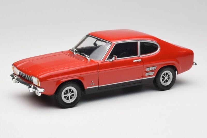 Ford Capri Mk1 1700 GT Rood Minichamps 1:18 180089001 Metaal