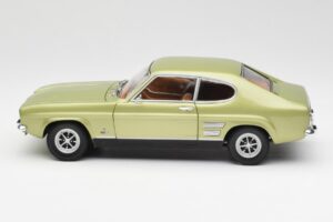 Ford Capri Mk1 Lichtgroen Metallic Minichamps 1:18 18008900 Metaal — afbeelding 4 van 8