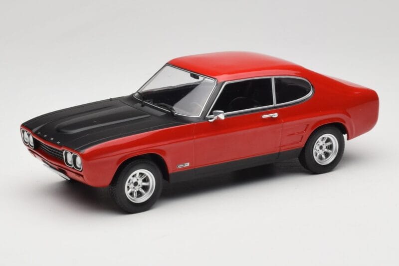 Ford Capri Mk1 RS 2600 Rood met Zwarte Motorkap MCG 1:18 MCG18538 Metaal