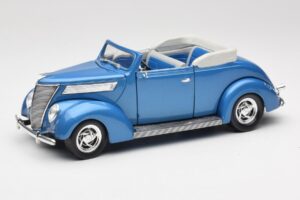 Ford Cabriolet Blauw Road Signature 1:18 92238 Metaal