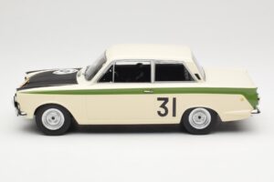 Ford Cortina Lotus #31 J. Ickx / G. Staepelaere Marathon de la Route 1966 MCG 1:18 MCG18436R Metaal — afbeelding 3 van 6