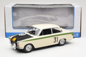 Ford Cortina Lotus #31 J. Ickx / G. Staepelaere Marathon de la Route 1966 MCG 1:18 MCG18436R Metaal — afbeelding 6 van 6