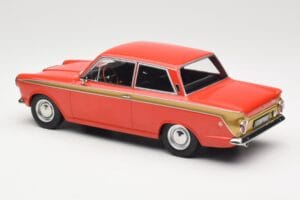 Ford Cortina Lotus Red & Gold Stripe MCG 1:18 MCG18532 Metaal — afbeelding 5 van 6