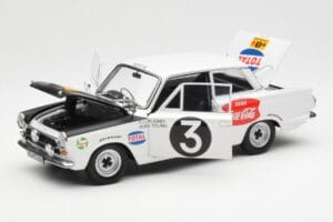 Ford Cortina Mk1 #3 P. Hughes / B. Young African Safari Rally 1964 AUTOart 1:18 86428 Metaal — afbeelding 2 van 8
