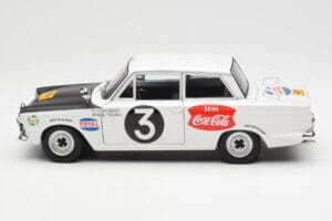 Ford Cortina Mk1 #3 P. Hughes / B. Young African Safari Rally 1964 AUTOart 1:18 86428 Metaal — afbeelding 4 van 8