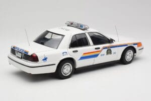 Ford Crown Victoria RCMP Police Car AUTOart 1:18 72706 Metaal — afbeelding 3 van 8