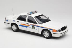 Ford Crown Victoria RCMP Police Car AUTOart 1:18 72706 Metaal — afbeelding 6 van 8