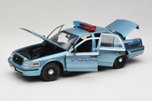 Ford Crown Victoria Police Cruiser Twilight Blue Greenlight 1:18 1643 Metaal — afbeelding 2 van 8