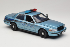 Ford Crown Victoria Police Cruiser Twilight Blue Greenlight 1:18 1643 Metaal — afbeelding 6 van 8