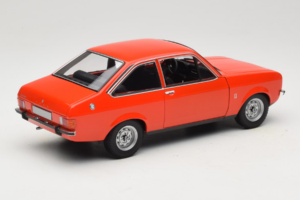 Ford Escort Mk2 Oranje Minichamps 1:18 150085100 Metaal — afbeelding 3 van 8
