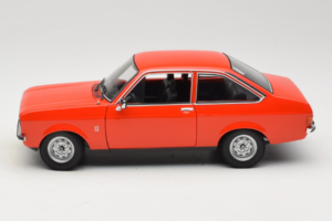 Ford Escort Mk2 Oranje Minichamps 1:18 150085100 Metaal — afbeelding 4 van 8