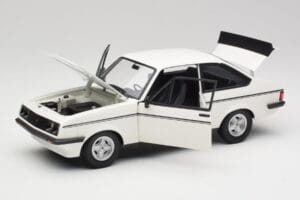 Ford Escort Mk2 RS 2000 LHD Wit Minichamps 1:18 150084300 Metaal — afbeelding 2 van 8