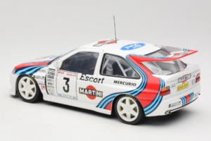 Ford Escort RS Cosworth Martini #3 1000 Miglia 1995 UT Models 1:18 39550 Metaal — afbeelding 7 van 8