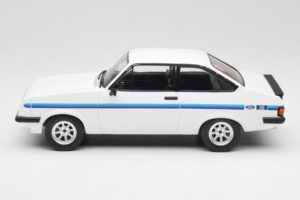 Ford Escort Mk2 RS 2000 Wit MCG 1:18 MCG18439 Metaal — afbeelding 3 van 6