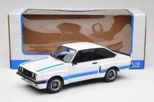 Ford Escort Mk2 RS 2000 X-Pack Diamond Wit & Blauw Stripe MCG 1:18 MCG18350 Metaal — afbeelding 6 van 6