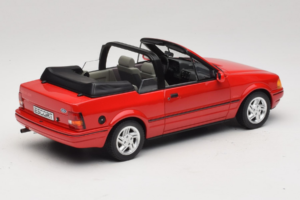 Ford Escort Mk4 XR3i Cabriolet Flamenco Red Otto 1:18 OT1254 Hars — afbeelding 2 van 6