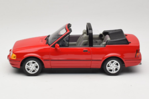 Ford Escort Mk4 XR3i Cabriolet Flamenco Red Otto 1:18 OT1254 Hars — afbeelding 3 van 6