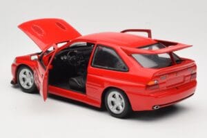 Ford Escort Mk5 RS Cosworth Rood UT Models 1:18 180082102 Metaal — afbeelding 5 van 8