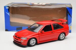 Ford Escort Mk5 RS Cosworth Rood UT Models 1:18 180082102 Metaal — afbeelding 8 van 8