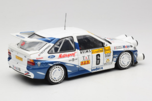 Ford Escort RS Cosworth Mobil 1 #6 F. Delecour / D. Grataloup Rally Monte Carlo Night Version Winner 1994 UT Models 1:18 3945 — afbeelding 3 van 8