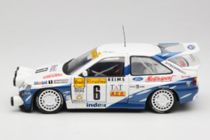 Ford Escort RS Cosworth Mobil 1 #6 F. Delecour / D. Grataloup Rally Monte Carlo Night Version Winner 1994 UT Models 1:18 3945 — afbeelding 4 van 8
