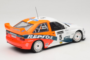 Ford Escort RS Cosworth Repsol #5 C. Sainz / L. Moya RAC Rally 1997 UT Models 1:18 39750 Metaal — afbeelding 3 van 8