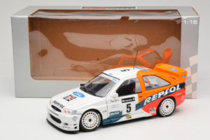 Ford Escort RS Cosworth Repsol #5 C. Sainz / L. Moya RAC Rally 1997 UT Models 1:18 39750 Metaal — afbeelding 8 van 8