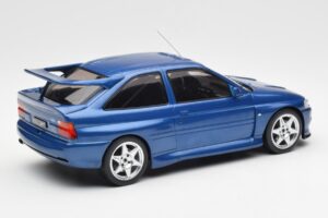 Ford Escort RS Cosworth Blauw IXO 1:18 18CMC180 Metaal — afbeelding 2 van 6
