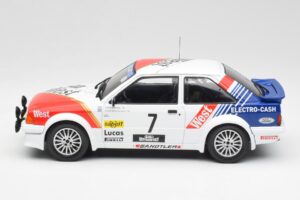 Ford Escort RS Turbo #7 Lotto Haspengouw Rally 1985 MCG 1:18 MCG18421 Metaal — afbeelding 3 van 6