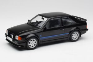 Ford Escort RS Turbo Privéauto Prinses Diana Zwart MCG 1:18 MCG18420 Metaal