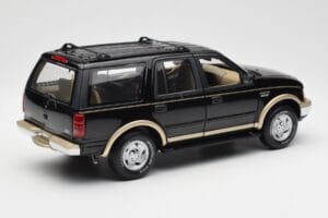 Ford Expedition Eddie Bauer Zwart UT Models 1:18 22710 Metaal — afbeelding 2 van 7