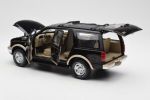 Ford Expedition Eddie Bauer Zwart UT Models 1:18 22710 Metaal — afbeelding 4 van 7