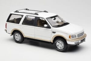 Ford Expedition Eddie Bauer Wit UT Models 1:18 22712 Metaal — afbeelding 6 van 8