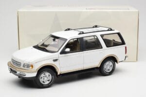 Ford Expedition Eddie Bauer Wit UT Models 1:18 22712 Metaal — afbeelding 8 van 8