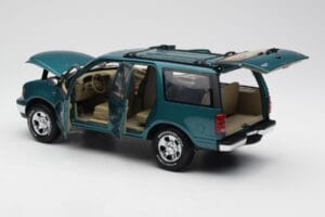 Ford Expedition XLT Groen Metallic UT Models 1:18 22717 Metaal — afbeelding 5 van 8