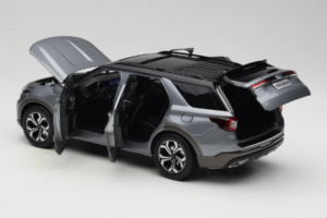 Ford Explorer Grijs OEM 1:18 FORD2020 Metaal — afbeelding 5 van 8