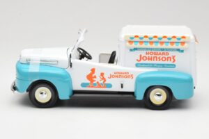 Ford F-1 Howard Johnson's Ice Cream Road Signature 1:18 92229 Metaal — afbeelding 3 van 6