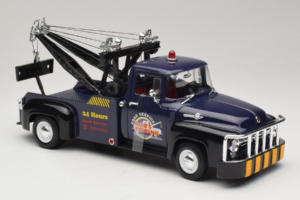 Ford F-100 Sleepwagen Bob's Towing Welly 1:18 19834-W Metaal — afbeelding 4 van 6