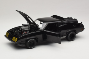 Ford Falcon XB Interceptor Mad Max 2 The Road Warrior AUTOart 1:18 72745 Metaal — afbeelding 2 van 8
