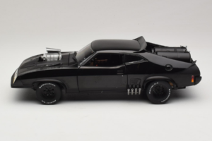 Ford Falcon XB Interceptor Mad Max 2 The Road Warrior AUTOart 1:18 72745 Metaal — afbeelding 4 van 8