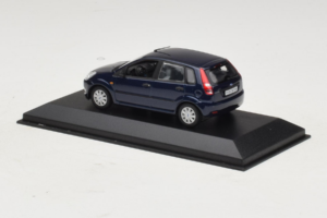 Ford Fiesta Mk5 4-Door Donkerblauw Minichamps 1:43 FIESTA001 Metaal — afbeelding 3 van 4