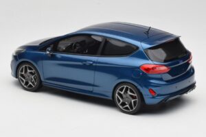 Ford Fiesta Mk8 ST Blauw DNA 1:18 DNA000092 Hars — afbeelding 5 van 6