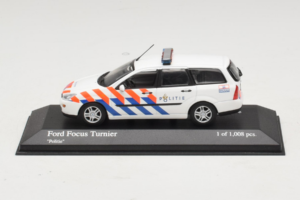 Ford Focus Turnier Politie Minichamps 1:43 430087092 Metaal