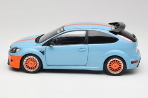 Ford Focus RS LM Classic Edition Gulf 1968 Ford GT40 Tribute Minichamps 1:18 100080068 Metaal — afbeelding 4 van 8
