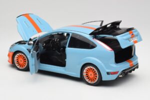 Ford Focus RS LM Classic Edition Gulf 1968 Ford GT40 Tribute Minichamps 1:18 100080068 Metaal — afbeelding 5 van 8
