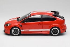 Ford Focus RS LM Classic Edition Race Red 1967 Ford Mk IV Tribute Minichamps 1:18 100080067 Metaal — afbeelding 4 van 8
