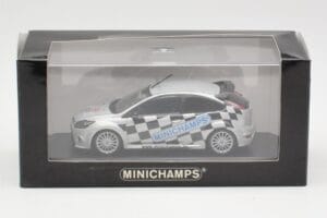 Ford Focus RS Mk2 Toy Fair Nuremberg 2010 Minichamps 1:43 403088105 Metaal — afbeelding 4 van 4