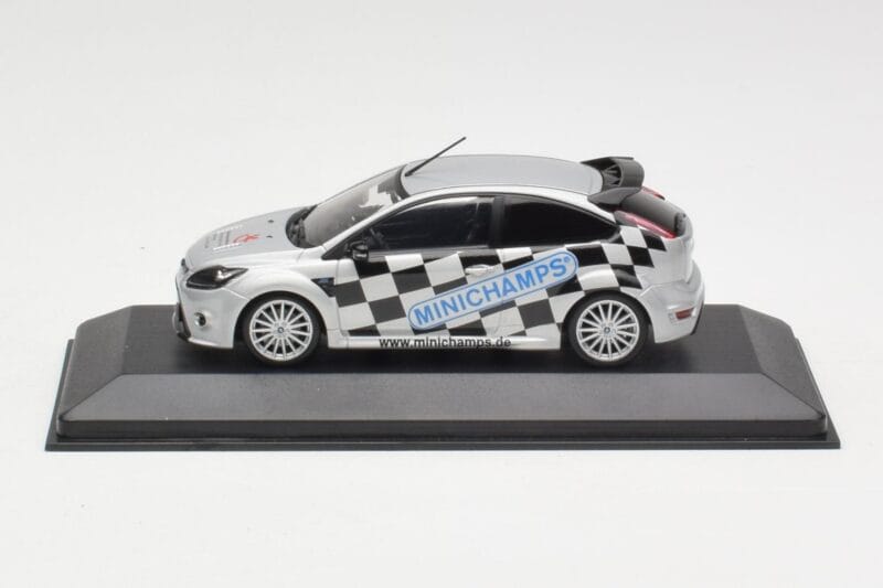 Ford Focus RS Mk2 Toy Fair Nuremberg 2010 Minichamps 1:43 403088105 Metaal
