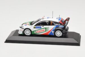 Ford Focus RS WRC #7 M. Martin / M. Park Winner Rally Catalunya 2004 Minichamps 1:43 400048497 Metaal